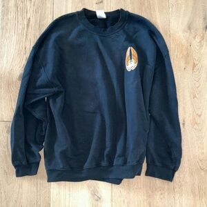Black crewneck Sweatshirt